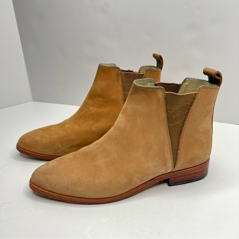 Nisolo Eva Everyday Chelsea Boot Suede Brown Size 8.5